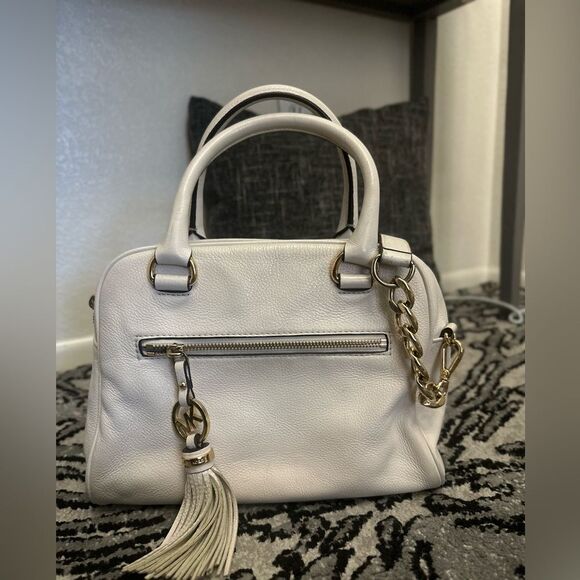 Michael Kors Satchel Crossbody Bag Knox Tassel white Pebbled Purse Handbag - Picture 1 of 9